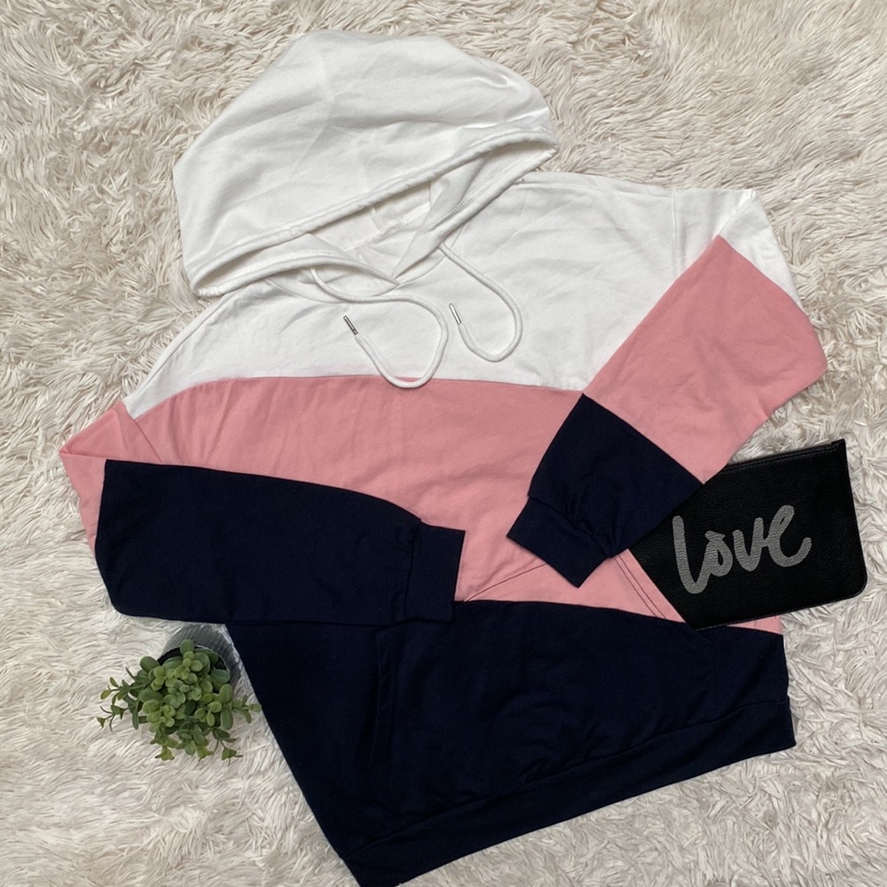 Boutique Geometric Colorblock Hooded Top 💗 White Pink & Navy